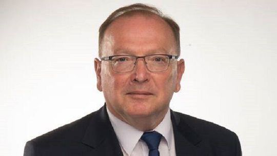 Dyrektor naczelnikiem, a były wiceprezydent specjalistą w szpitalu 