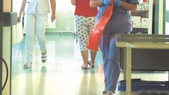 Dyrektor nazywał pielęgniarki "odpadem medycznym"? Po kontroli w szpitalu w Lublinie