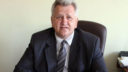 Dyrektor o zatrudnieniu byłego burmistrza: Doświadczony, wykształcony