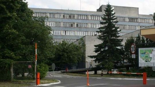 Dyrektor szpitala zwolnił pracowników. Teraz tłumaczy się w sądzie