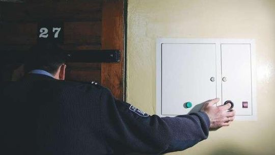 Dyrektor więzienia musi się tłumaczyć. Donosy o kumoterstwie, prywacie i zastraszaniu