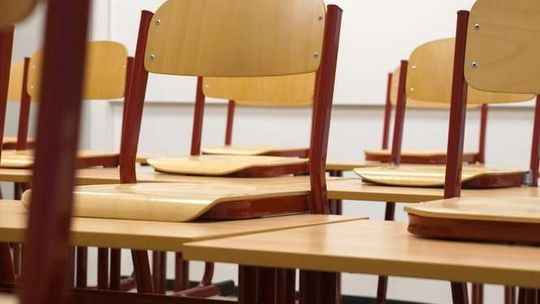 Dyrektorka z zarzutami za fałszerstwa i wyłudzenie pół miliona zł