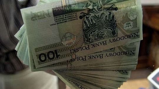 Dyrektorzy szkół i przedszkoli w Puławach nie zarobią więcej