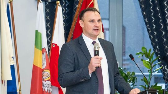 Dyrektorzy trzech sanepidów odwołani tego samego dnia 