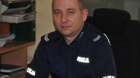 Dyżurny policji uratował życie chłopcu przez telefon