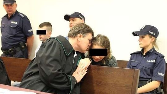 Dźgał nożem kolegę w szyję i klatkę piersiową. Ona zacierała ślady. Usłyszeli wyrok