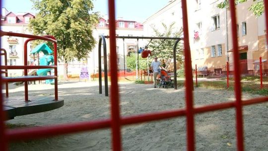 Dzieci hałasują na placu zabaw? Mieszkanka przyniosła nagranie
