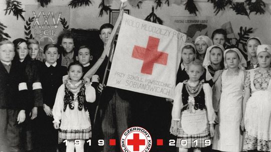 Dzieci urodzone dziś w woj. lubelskim dostaną prezenty. 100 lat temu powstał PCK