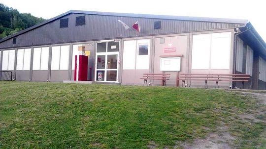 Dzieci znów zostaną bez szkoły