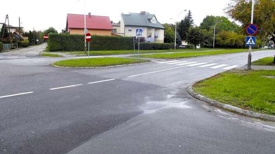 Dziecko zginęło na przejściu wracając ze szkoły, ojciec chce poznać opinie o dyrektorze