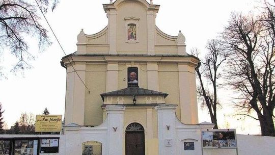 Dzieje Puław: Losy kościoła włostowickiego  po najeździe szwedzkim