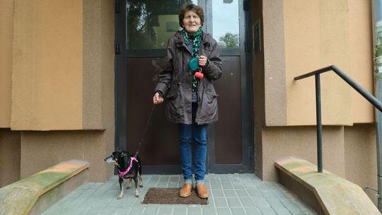 Dzięki pomocy ludzi, pani Grażyna ma mieszkanie. "Nie trafię znowu na bruk"