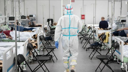 Dzielą się sprzętem po wielkim szpitalu covidowym w Lublinie