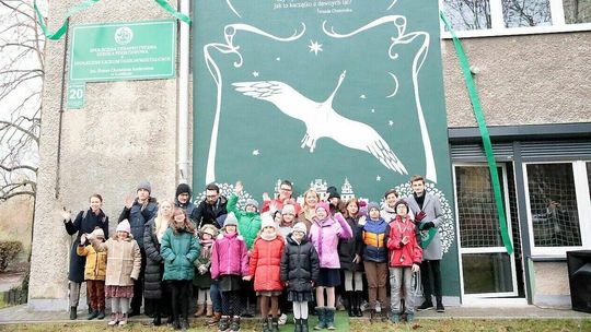 " Dzień dobry panie Andersenie..." Społeczne Szkoły świętują jubileusz 30-lecia