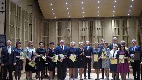 Dzień Edukacji Narodowej w Lublinie: Nagrody dla dyrektorów i nauczycieli