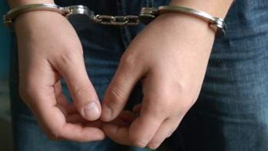 Dzień po wyroku napadł na kobietę, wlókł ją po chodniku