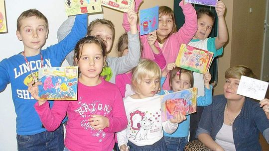 Dzień życzliwości: Wysyłają pocztówki, czekają na misie