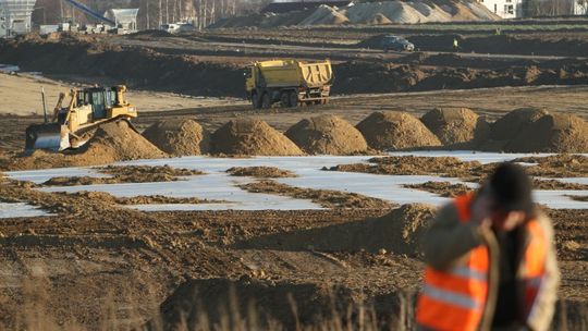 Dziennik budowy S17: Tak powstaje największy węzeł drogowy (zdjęcia, wideo)