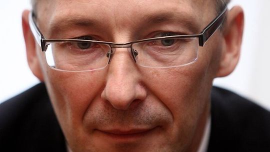 Dziennikarze jeździli za burmistrzem. Poskarżył się policji