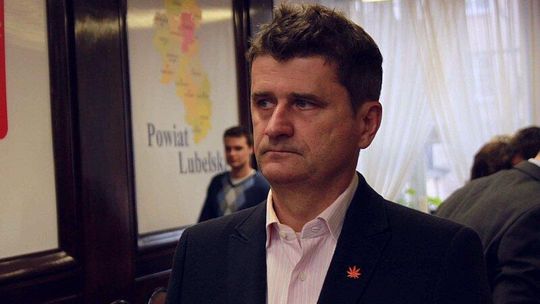 Dziennikarze Wprost: Trudno sobie wyobrazić większą polityczną prostytutkę niż Palikot