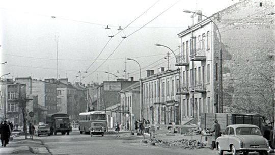 Dziesiąta pełna zieleni i kontrastów