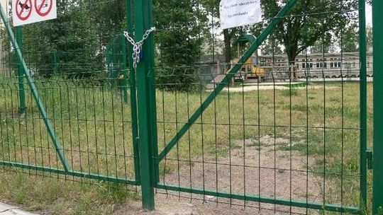 Dziewczynka ranna podczas zabawy. Policja zamknęła plac zabaw