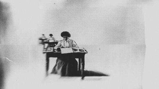 Dziki Lublin: Czy kobieta powinna się pocić?