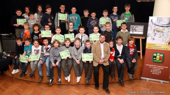 Dzikie drużyny walczyły przy planszach: Turniej szachowy w MDK Zamość