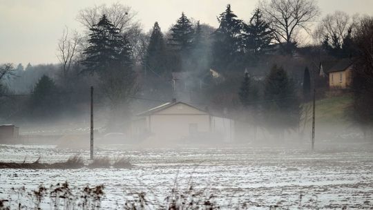 Dziś będzie trudno oddychać. Smogowy alert dla Białej Podlaskiej