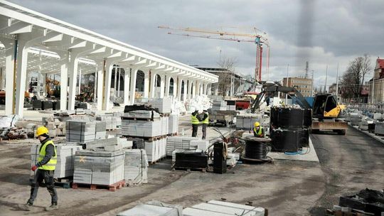 Dzisiaj mieli zejść z budowy. Nowy dworzec w Lublinie dostaje dodatkowy czas