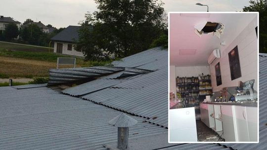 Dziura w dachu sklepu spożywczego. Tędy wszedł włamywacz