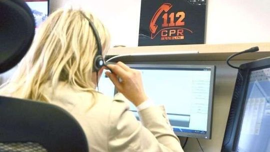 Dzwonisz na nr 112? Musisz zgłosić zdarzenie dwa razy. Dlaczego?