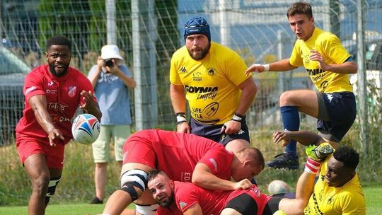 Edach Budowlani prowadzili z Arką 19:0, ale przegrali. Zadecydowały własne błędy