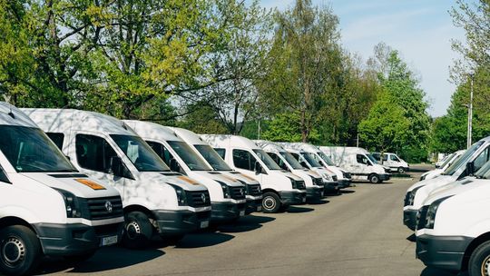 Efektywne zarządzanie flotą — 7 wskaźników, które powinien znać każdy fleet manager