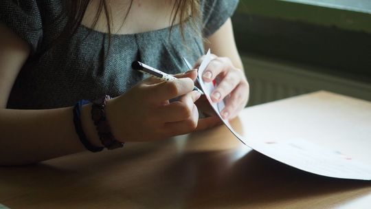 Egzamin gimnazjalny 2019. ANGIELSKI odpowiedzi i arkusze CKE [podstawa i rozszerzenie]