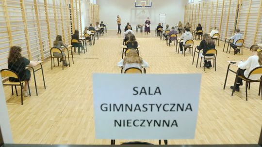 Egzamin ósmoklasisty. Nie można nie zdać, ale od niego zależy przyszłość uczniów