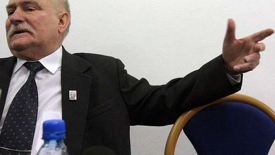 Eksperci o oskarżeniach pod adresem Lecha Wałęsy: Szkodzą Polsce