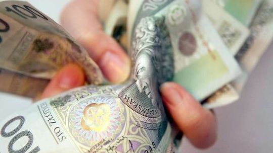 Eksperci: Utrzymanie mieszkania tanieje