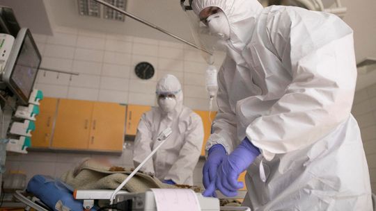 Ekspert: Jeżeli nie będą przestrzegane rygory sanitarne, to będziemy mieli kolejny wzrost zakażeń