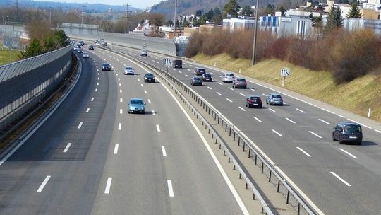 Ekspresówką zygzakiem... na rowerze