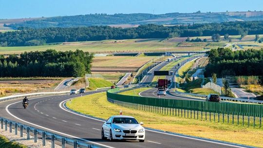 Ekspresowo popędzą z drogami przez nasz region. W kraju też się dzieje