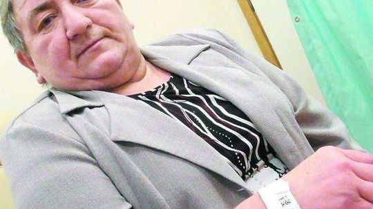 Elektroniczne opaski dla pacjentów - bardzo drogie. Ale czy przydatne?