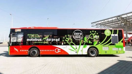 Elektryczne autobusy wyjeżdżają z Ursusa. "To przyszłość w transporcie drogowym"
