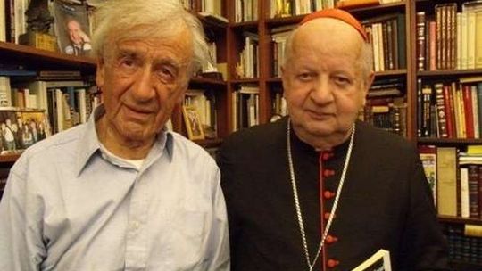 Elie Wiesel nie żyje. Apostoł pamięci Holocaustu