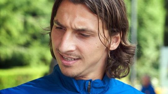 Eliminacje Euro 2012: Kto awansuje, kto zagra w barażach - program meczów