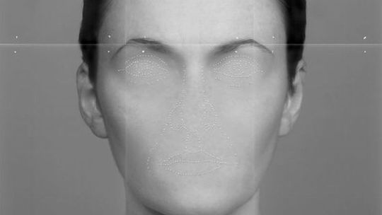 Eliza Galey i jej Złudzenie w Galerii Białej