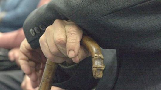 Emeryci i renciści dostaną więcej pieniędzy