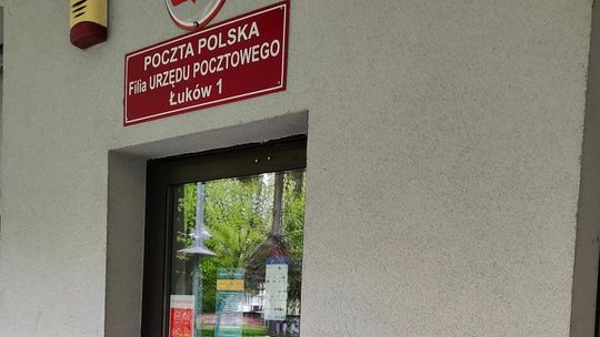 Emeryci narzekają na godziny otwarcia poczty. Co zrobi centrala? 