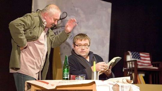 "Emigranci" Mrożka w Domu Chemika