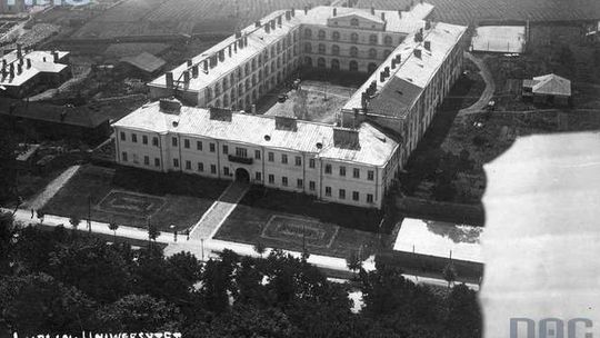 "Encyklopedia 100-lecia KUL”. Rektor prosi o archiwalne zdjęcia